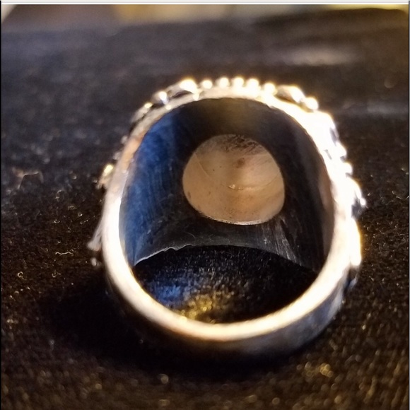 Amethyst Ring in Silver Size 6 - Picture 2 of 2